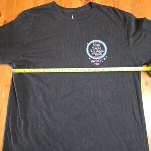 Disney Black Main Street Electrical Parade AP Days 2017 Short Sleeve Tee Size L